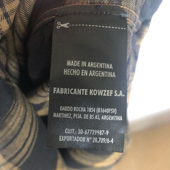 Herencia Argentina button down flannel L, no flaws - Picture 8 of 10